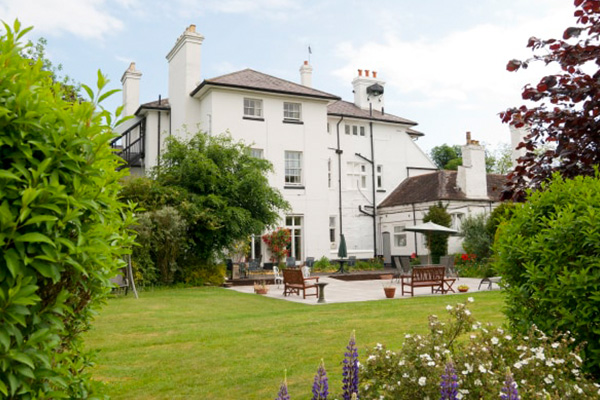 Kidderminster - DY103RP